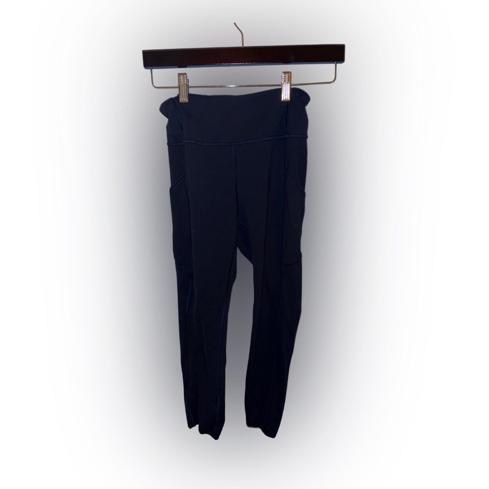 Lululemon Navy Train Times 7/8 leggings